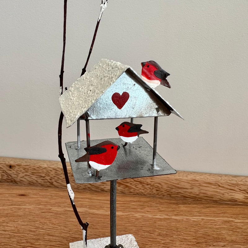 Little Robin Birdtable