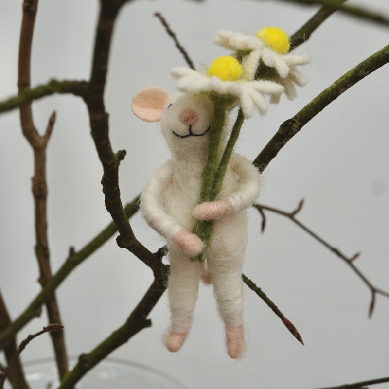 Felted Mouseling Holding Her Daisy