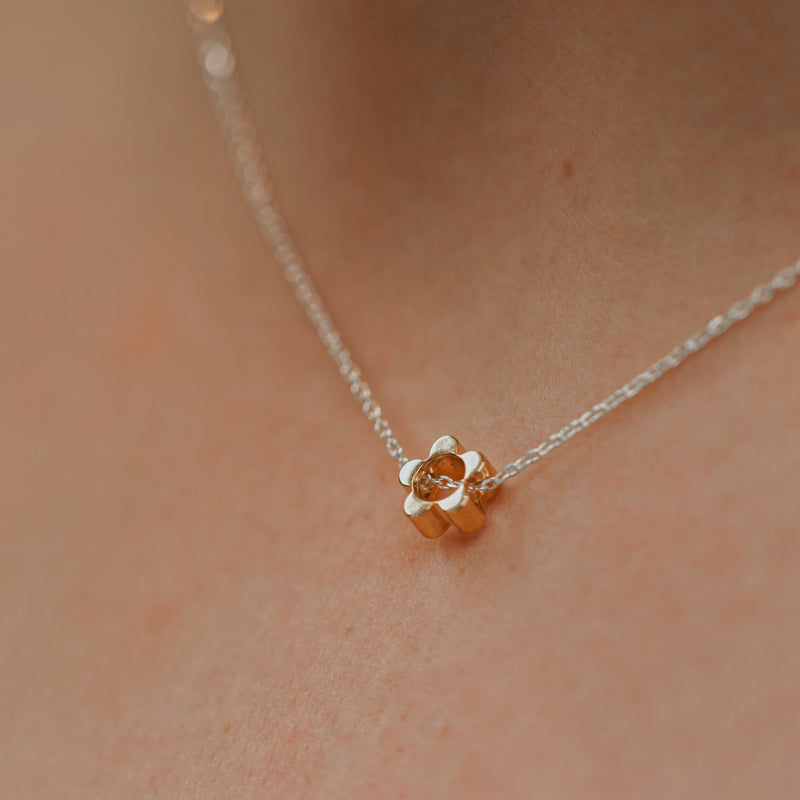 Daisy Necklace 925 Sterling Silver