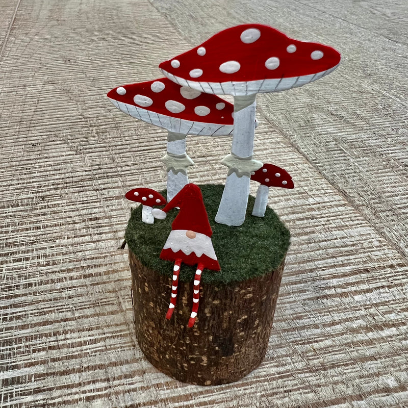 Tomte and Toadstool on Log